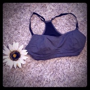 Breastfeeding sports bra